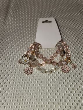 Delicate Pink Floral Beaded Bracelet Set